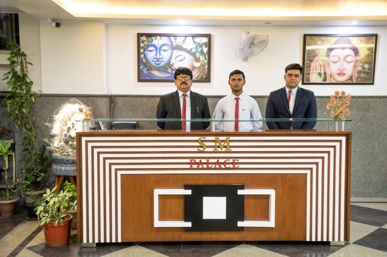 Sm Palace Yeni Delhi Dış mekan fotoğraf